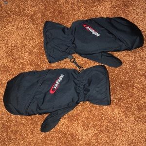 snowboarding mittens